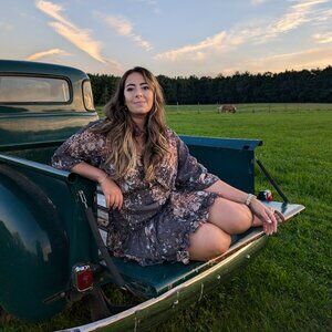 Meet your Posher, Nicole